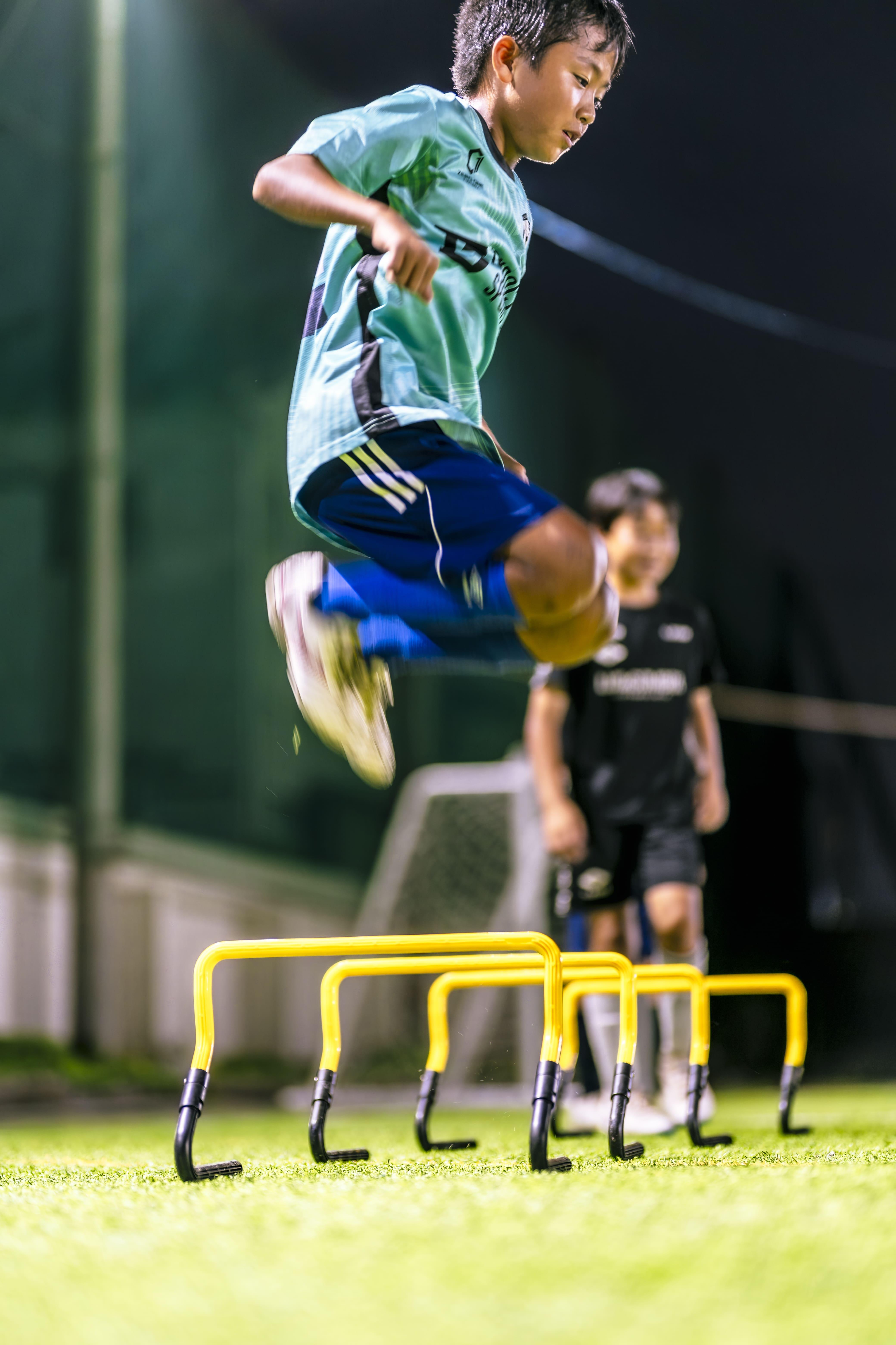 フィジカル特化の小学生専門サッカースクール｜ゼロワンフットボール
